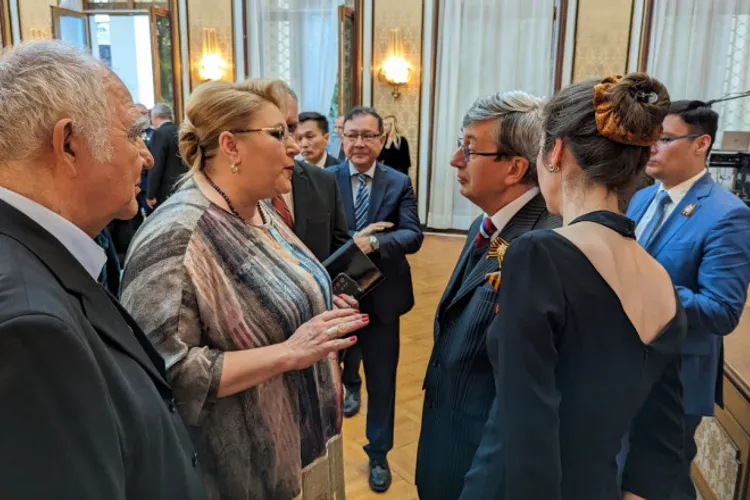 Ministerul român de Externe decimează personalul ambasadei Rusiei Foto: Facebook