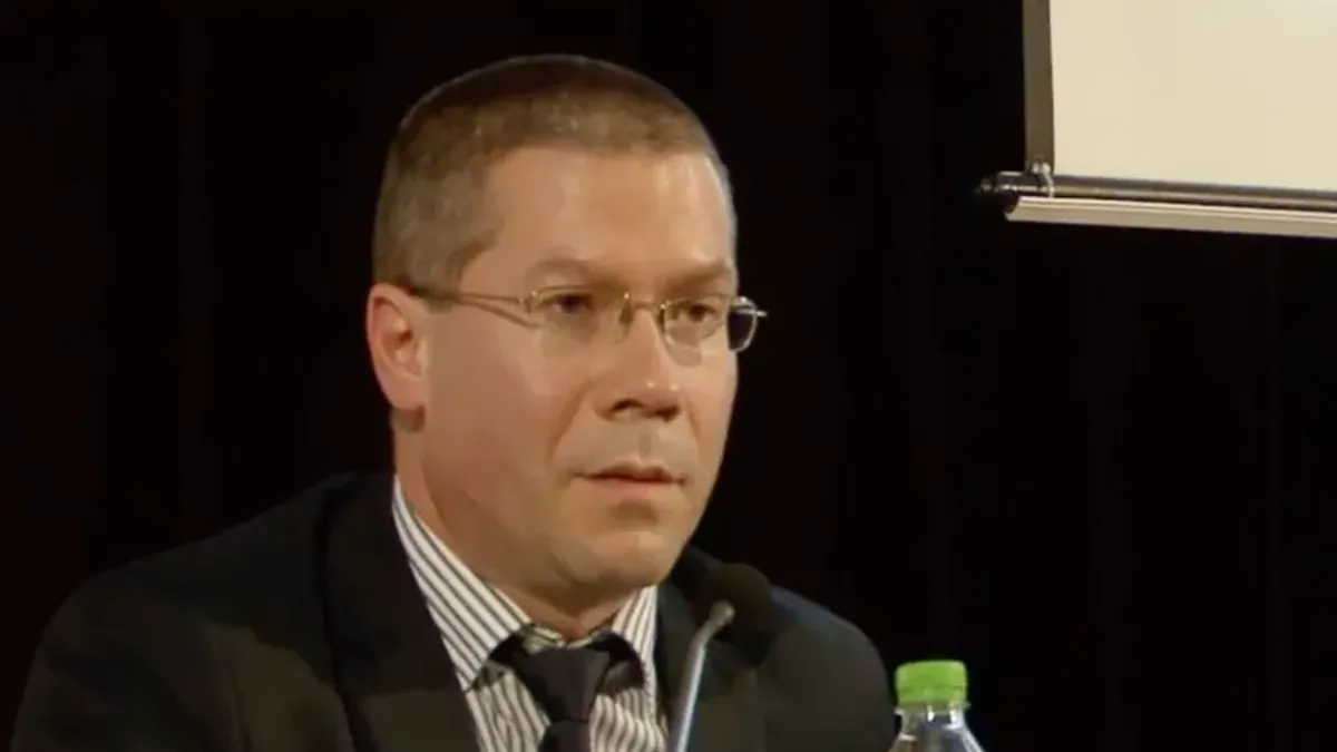 Nicușor Dan a nominalizat la CCR un universitar fără pată, pe Dacian Dragoș Foto: Transilvania Reporter