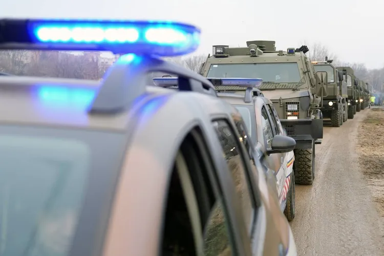 Antrenament militar al Forțelor Terestre în București (sursa: Facebook/MApN)