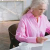 Scandalul pensiilor calculate greșit: cine trebuie să dea banii înapoi și ce pot face pensionarii care primesc decizii de recuperare