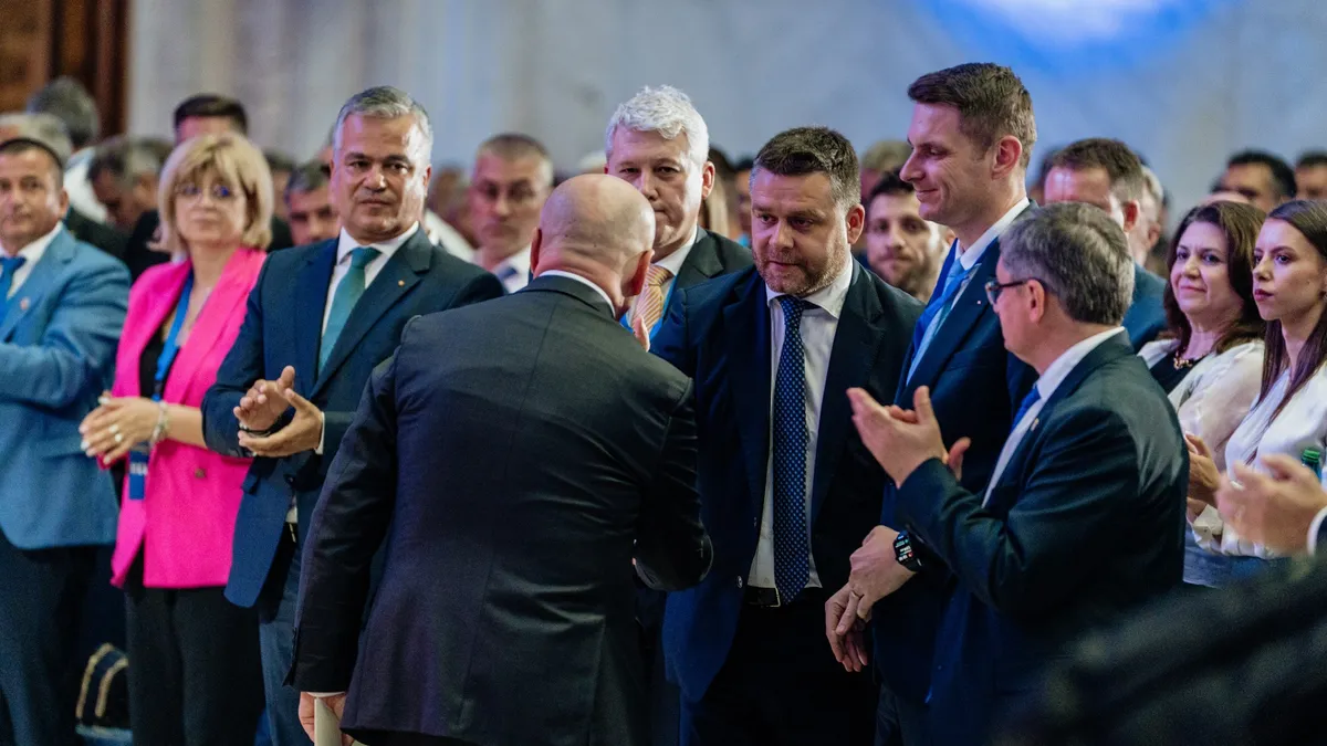 Cu cât vrea să taie Bolojan banii partidelor Foto: Facebook