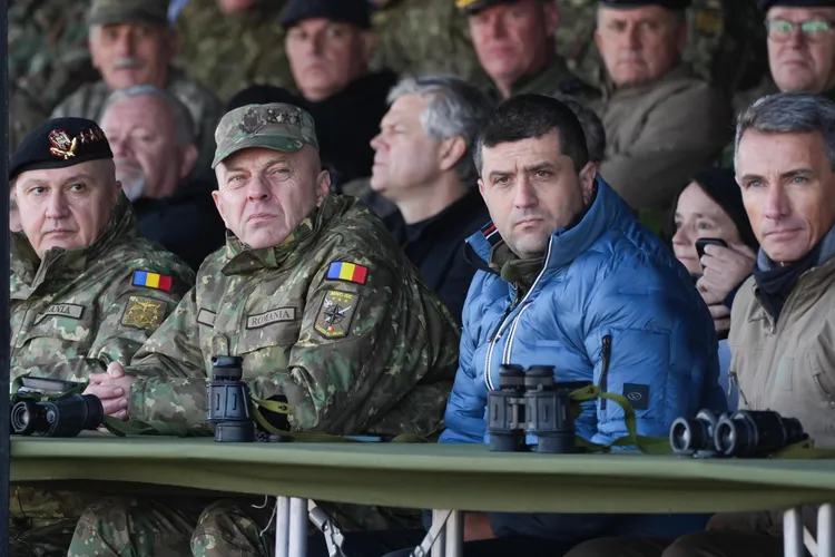 Ministru USR amendat dur de AMEPIP pentru numirile la Avioane Craiova Foto: Facebook