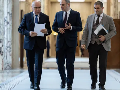 Avalanșă de vești proaste de la INS: PIB-ul a scăzut, comerțul și turismul s-au prăbușit Foto: Guvernul României