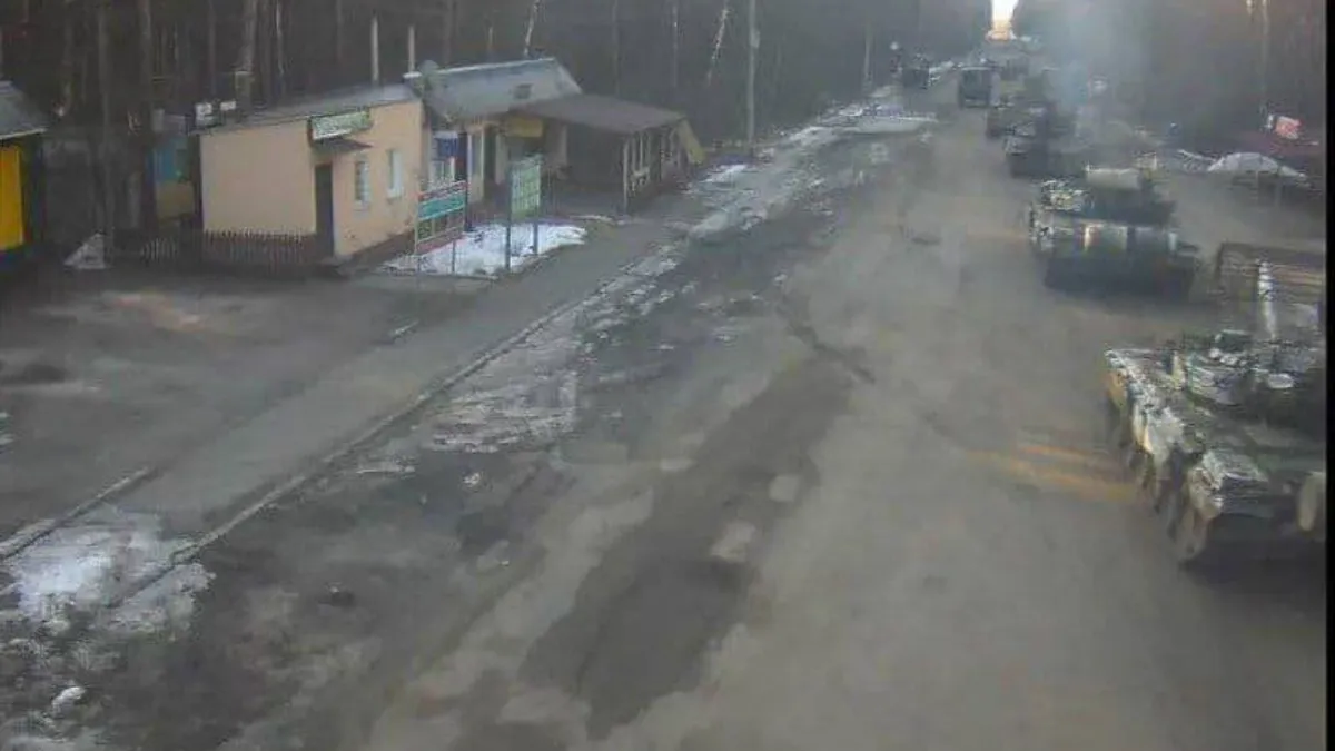 Soldații ruși s-au iradiat stând în tranșee lângă Cernobîl. Victimele, tratate la Gomel, în Belarus Foto: Captură video trupe rusești la Cernobîl