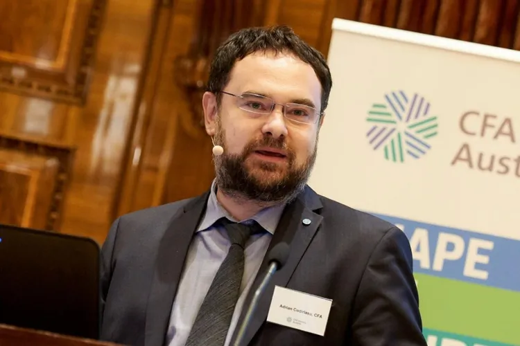 Încrederea în economia României, minimum istoric (sursa: Facebook/Adrian Codirlasu)