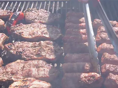 Catolicii din Polonia, liber la BBQ de 1 Mai Foto: Captură video