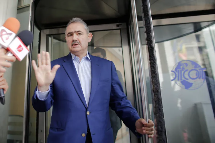 ASEE, documente false la licitație MDLPA. În imagine, fostul ministru de Finanțe Mihai Tănăsescu (sursa: Inquam Photos/Octav Ganea)