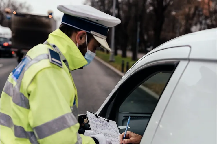 Lista modificărilor la Codul rutier 2022 (sursa: Facebook/Poliția Română)