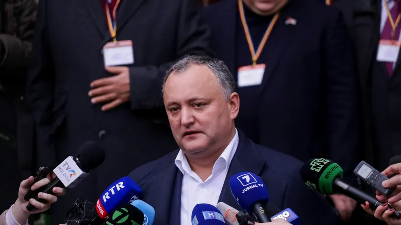 Dodon împrăștie propagandă rusească din arest Foto: Inquam/ Adela al-Haddad