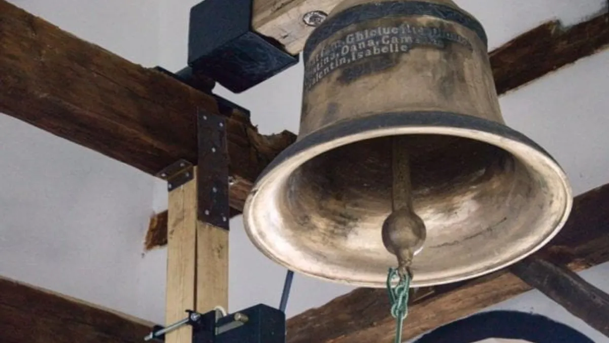 Clopot de 300 de kilograme, furat (sursa: ziaruldeiasi.ro)