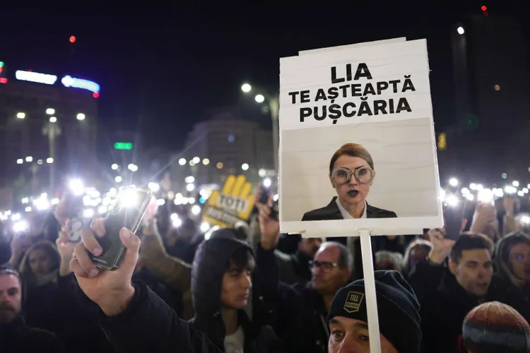 Susținerea independenței justiției, protest în Piața Victoriei (sursa: Inquam Photos/Octav Ganea)