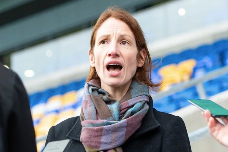EXCLUSIV Cea care o hărțuiește pe Halep cu amânări în cazul de dopaj, în centrul unui scandal uriaș în Anglia cu suspiciuni de corupție în rugby. Karen Moorhouse, CEO al ITIA, și-a favorizat foști șefi
