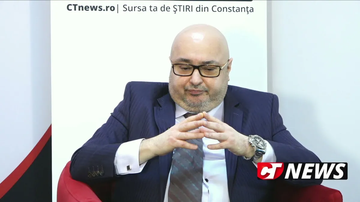 Cine e șeful aeroportului Kogălniceanu, criticat de Bolojan pentru că i-a „explodat” indemnizația Foto: captură video