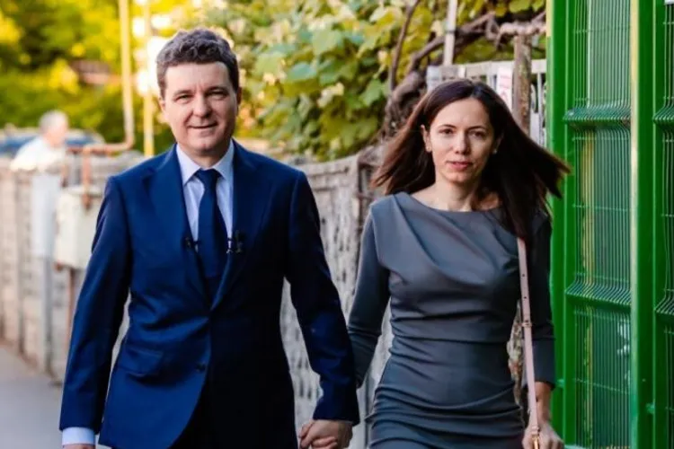 Cine crede Băsescu că ar trebui să candideze la prezidențiale: Mirabela Grădinaru, partenera lui Nicușor Dan