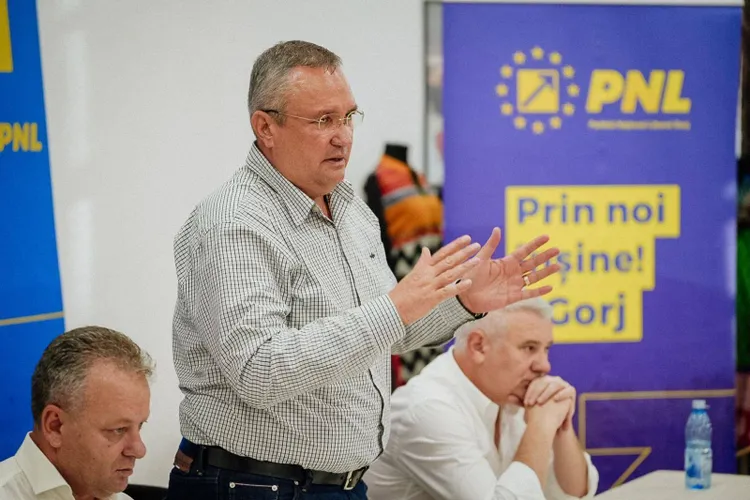 Ciucă, atac contondent la adresa lui Ciolacu, care reprezintă "minciună, impostură şi populism"