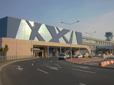 Români repatriați din Orientul Mijlociu (sursa:bucharestairports.ro)