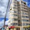 Blocul din Iași care s-a înclinat peste noapte: povestea „turnului din Pisa” de lângă Gară