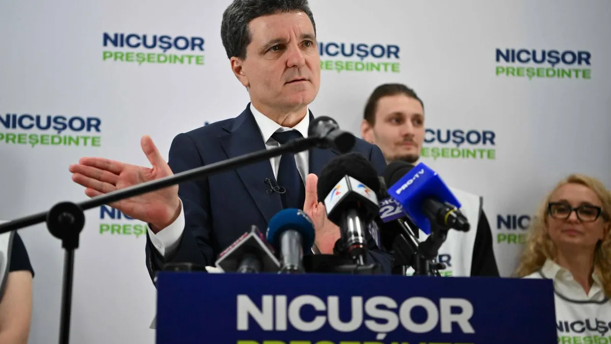 Nicușor Dan, un tur doi, dificil (sursa: Inquam Photos/Alex Nicodim)