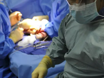 Bătută de soț în timpul nopții, a sfârșit în sala de operație (sursa: Pexels/Pixabay)