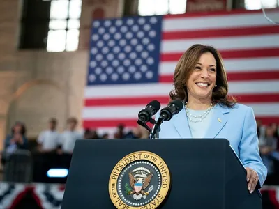 Rușii o preferă pe Kamala Harris (sursa: Facebook/Kamala Harris)