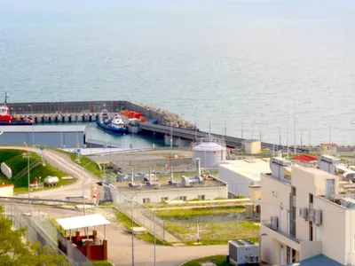 Terminal petrolier rusesc distrus de drone ucrainene (sursa: X/NOELREPORTS)