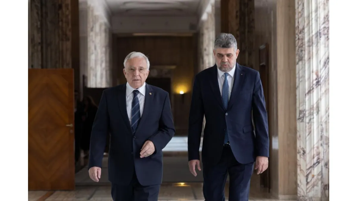 Cine este Isărescu, pe care Ciolacu îl protejează Foto: Guvernul României