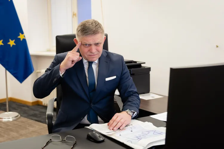 Premierul slovac Fico, pro-Kremlin, critică decizia SUA de a permite Ucrainei să lovească Rusia cu rachete cu rază lungă de acțiune