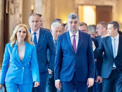 Ororile din căminele bătrânilor, spre Firea (sursa: Facebook/Gabriela Firea)