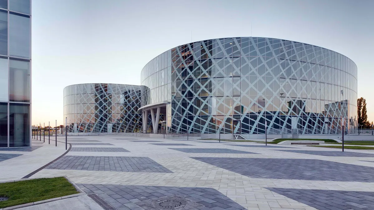 OMV Petrom, 20 miliarde la stat (sursa: Facebook/OMV Petrom)