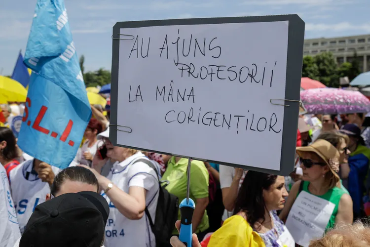 Greva a trecut, hibele Educației rămân (sursa: Inquam Photos/Octav Ganea)