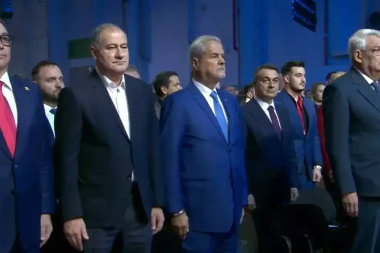 Până și Adrian Năstase își bate joc de dispariția liderilor PSD după apariția dezvăluirilor Recorder Foto: Observator News