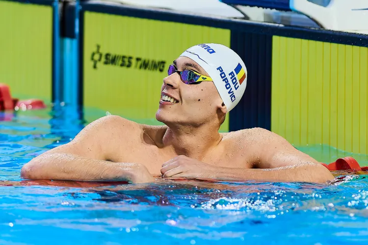 David Popovici, aur la 100 metri la Mondialele de la Singapore (sursa: Facebook/David Popovici)