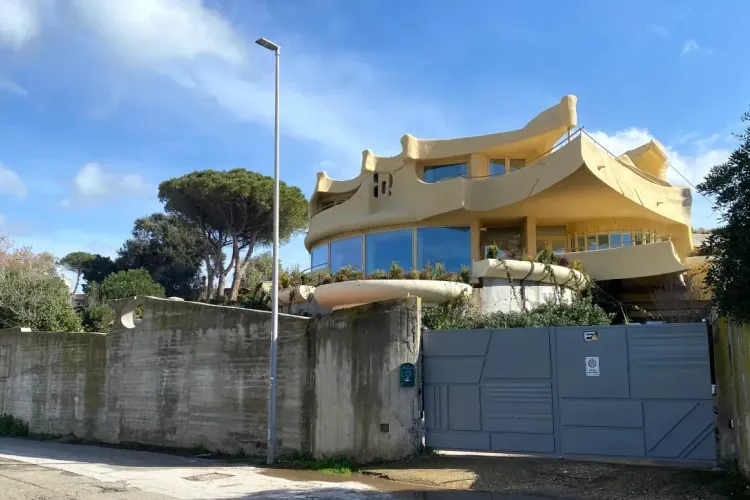 Părinții primarului Negoiță, proprietăți în Italia (sursa: Stefano Vergine)