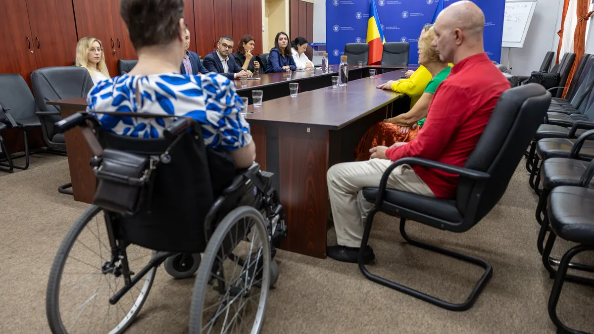 Procent uriaș de fraude la dosarele persoanelor cu handicap, arată ministrul Muncii, Florin Manole Foto: Facebook