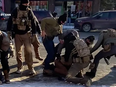 Crima comisă de agenți ICE, aprobată de Trump (sursa: CNN)