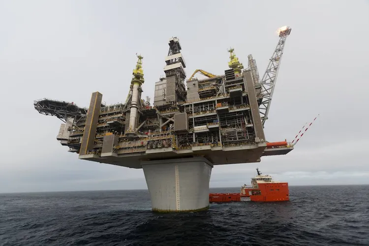 Guvernul alungă investitorii prin taxele mari Foto: ExxonMobil