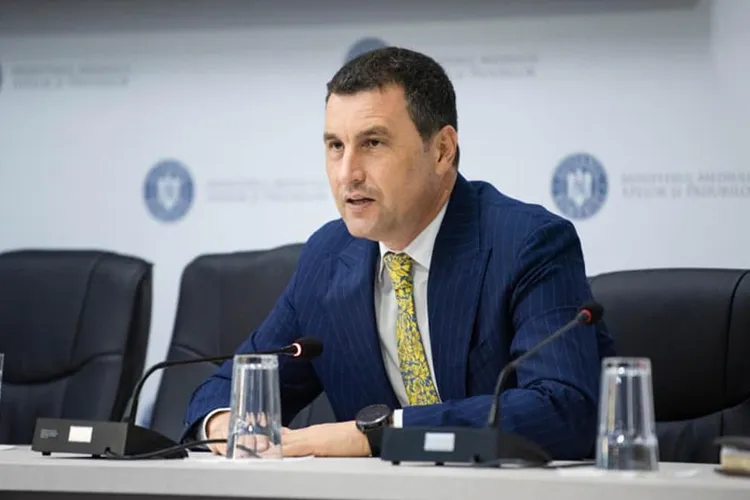 Ministrul de Finanțe, Tanczos Barna, atac discret la Ciolacu I  Foto: captură video