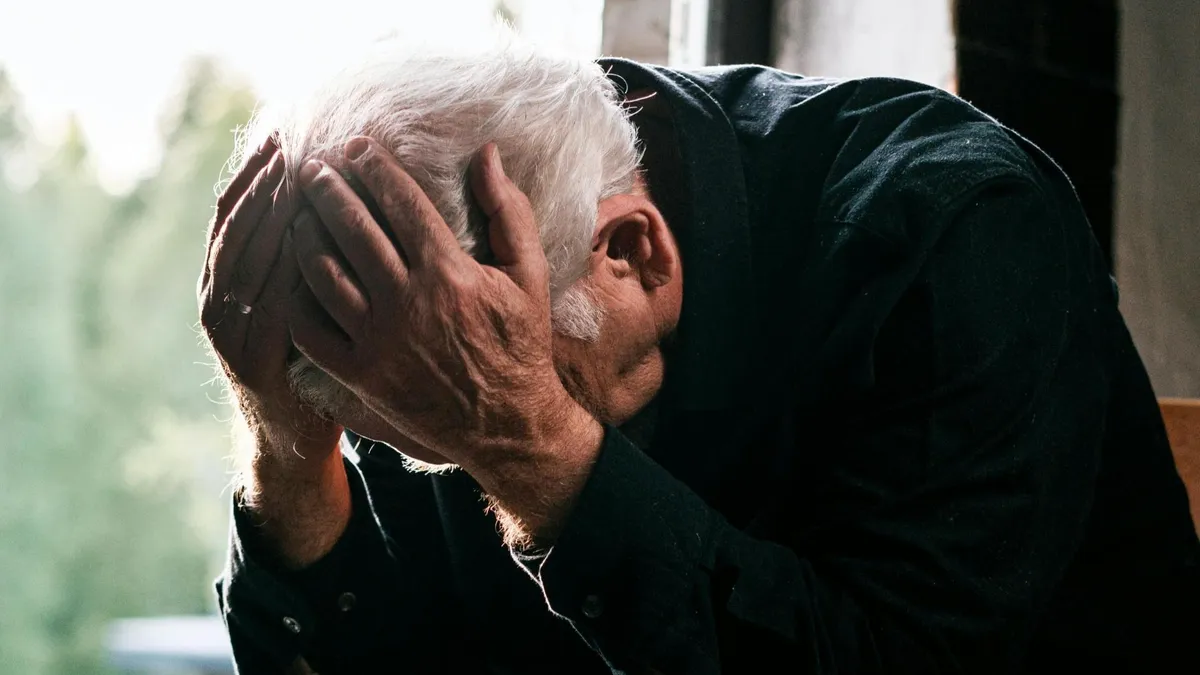 Sindromul de „inimă frântă”, în tratament (sursa: Pexels/Ivan Samkov)