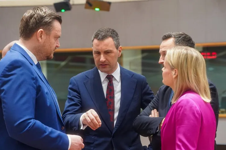 România își plătește greu datoriile vechi (sursa: Facebook/Ministerul Finanțelor)