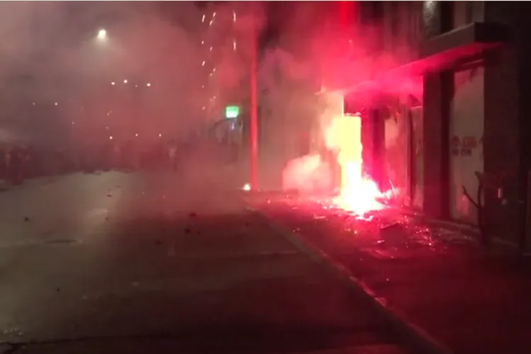 Proteste în Serbia, confruntări cu poliția (sursa: BBC)