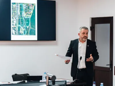 Cimitirul „Eternitatea” (Vaslui), alunecări de teren (sursa: Facebook/Lucian Braniste)