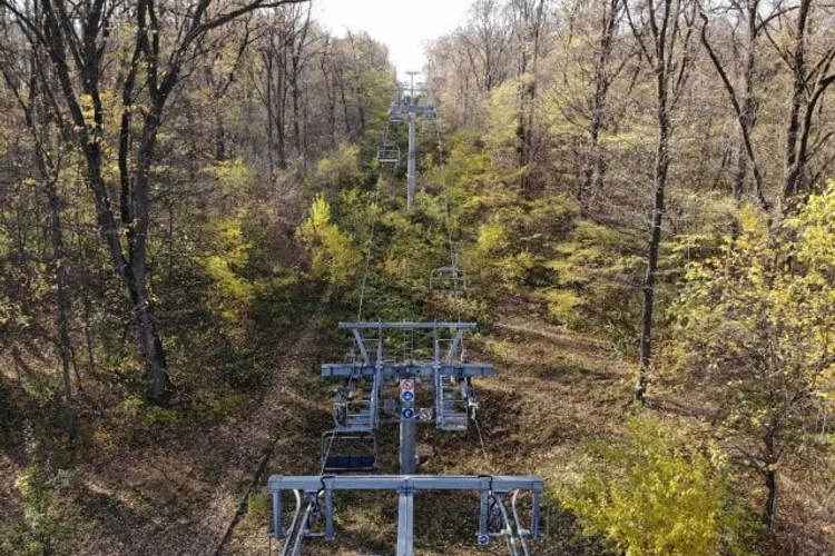 Telescaunul ruginit din Iași, atracție vintage (sursa: ziaruldeiasi.ro)