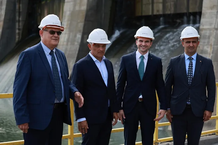 Hidroelectrica ar putea crește prețul la energie fiindcă are prea mulți clienți casnici Foto: Facebook