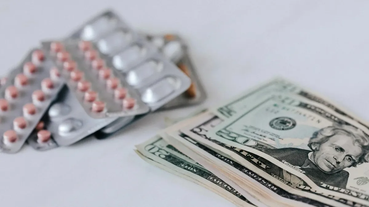 Tarifele SUA amenință industria farmaceutică europeană (sursa: Pexels/Kaboompics)