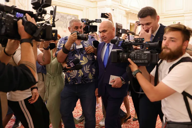 Premierul Ilie Bolojan avertizează: România riscă să piardă fondurile europene disponibile