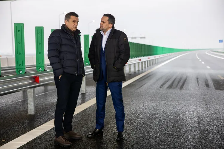 Presa maghiară își bate joc de autostrada Focșani-Adjud: „Așa ceva numai în România se putea” Foto: Facebook