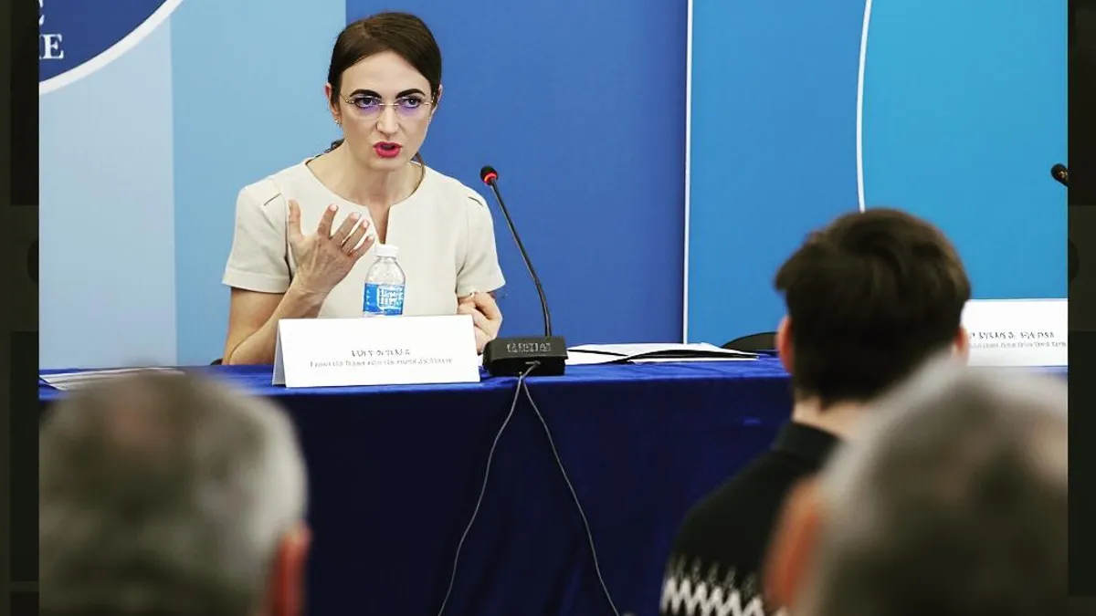 Savonea și judecătorii sunt total nemulțumiți de noua lege a salarizării, dar Judecătoria Brașov intră în grevă din solidaritate cu grefierii Foto: ICCJ