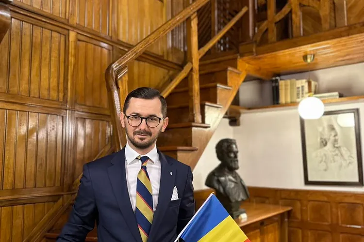 Vicepreședintele ANCOM Popescu, atac la Bolojan și Țoiu fiindcă nu au aprobat o plimbare în Qatar