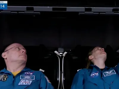 Capsula Crew Dragon, andocată la ISS (sursa: abc.go.com)