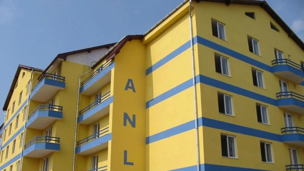 ANL vrea banii pe apartamentele date în chirie de către primării (sursa: ziaruldeiasi.ro)